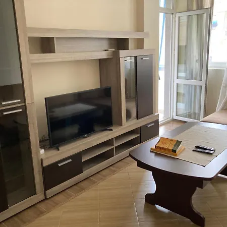 даскала с паркомясто 公寓